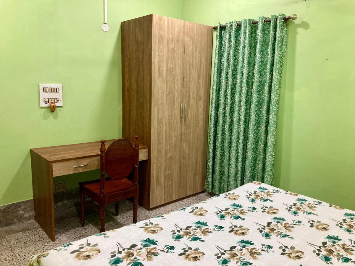 Anjali Homestay - 10 Mins From Airport Sziliguri Kültér fotó