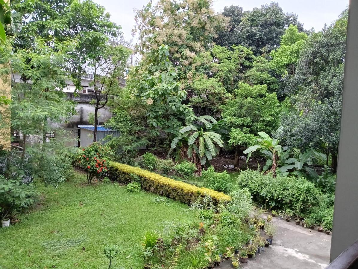 Anjali Homestay - 10 Mins From Airport Sziliguri Kültér fotó