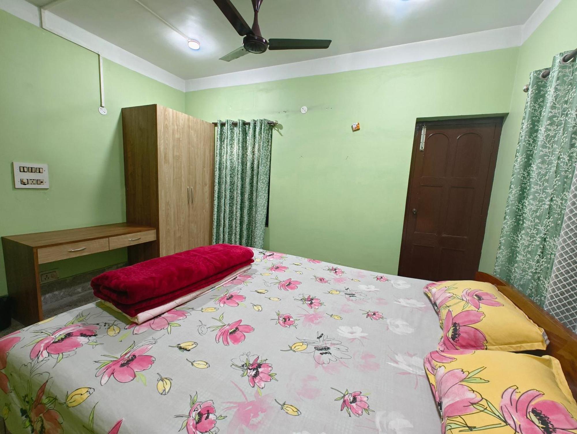Anjali Homestay - 10 Mins From Airport Sziliguri Kültér fotó